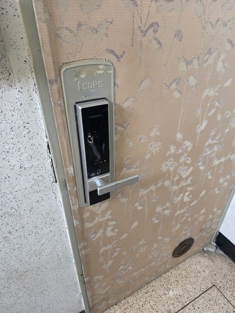 안산 고잔동 현관문 도어락 교체 비용 디지털 번호키 설치 현장